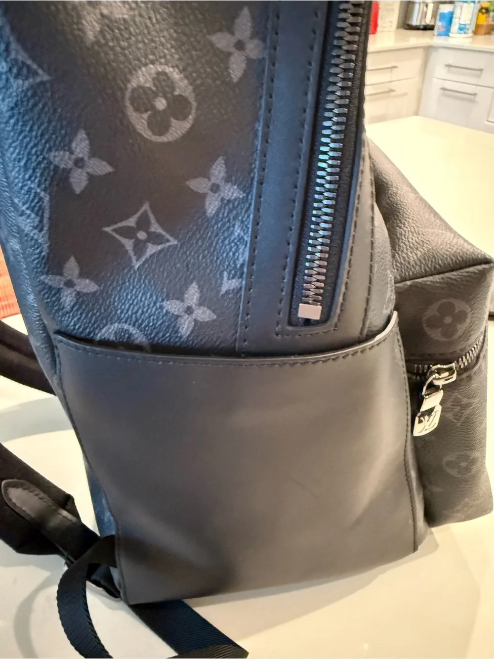Louis Vuitton Discovery Backpack MM Monogram Eclipse